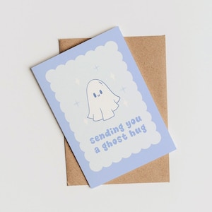Enviando a você um cartão de abraço fantasma | Cartão de aniversário assustador | Cartão de fantasma fofo | Aniversário de Halloween | Cartão de saudades | Abraço em um cartão | Cartão de amor