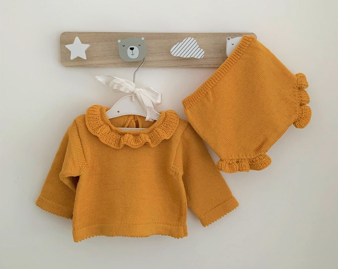 Royal Baby Set 1-3M | Two-Piece Outfit 100% Cotton | Handmade Mustard Knit | Sustainable Newborn Clothes