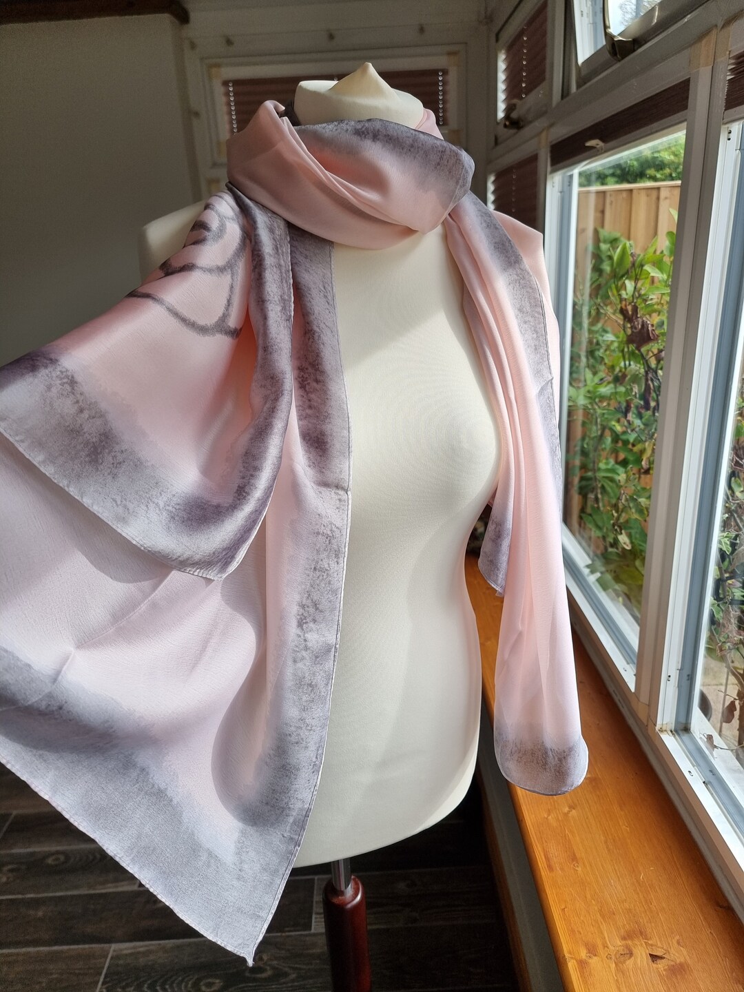 Luxurious Pink Blush 100% Grey Silky Flowers Silk Scarf Satin 
