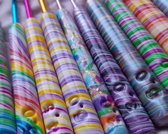 Lucky Dip! Crochet Hook with comfy polymer clay hand crafted handle - choose from 3mm 3.5mm 4mm 4.5mm 5mm 5.5mm 6mm 6.5mm 7mm 8mm 9mm 10mm
