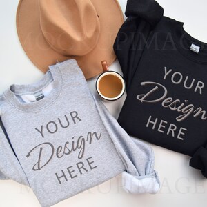 Gildan 18000 Mockup, Gildan 18000 Flat lay Mockup Sport Grå och Svart, Sweatshirt Mockup, Gildan Crewneck Mockups, Dubbel Flatlay Mockup