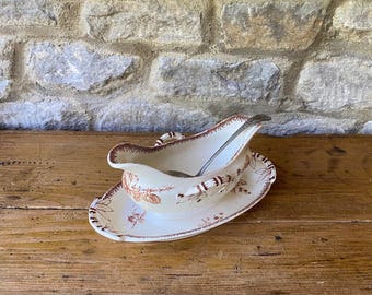Porcelaine from U & C Sarreguemines model &#39;Groseilles&#39; sauceboat Terre de Fer