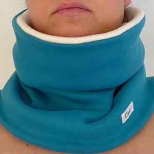 Teal snood image 1