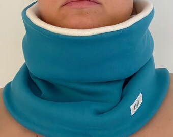 Teal snood