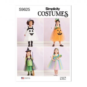 Puede incluir: Patrón de costura Simplicity S9625 para disfraces infantiles. El sobre muestra cuatro variaciones: un vestido de fantasma blanco, un vestido de calabaza naranja, un vestido de bruja verde con escoba y un vestido pastel multicolor con piruleta.