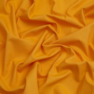 Tecido 100% algodão artesanal Minerva Core Range - Padrão liso dourado - Largura 112 cm / 44" - por metro