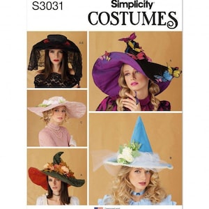 Op de afbeelding: Simplicity Costumes patroon S3031 met vijf hoedontwerpen. De stijlen omvatten een zwarte hoed met kant, een paarse heksenhoed met kleurrijke vlinders, een roze bloemenhoed, een groene hoed met bladeren en een blauwe heksenhoed met witte tule.