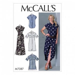 Op de afbeelding: McCall's M7387 naaipatroon-envelop met illustraties van vijf jurkvariaties. De ontwerpen omvatten een blauwe geruite overhemdjurk, een gestreepte overhemdjurk, een overhemdjurk met denim-look, een zwart-witte wikkeljurk met bloemenprint en een marineblauwe jurk met ruitpatroon.