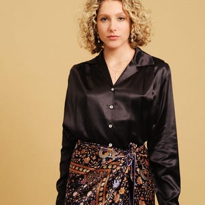 Pure Mulberry Silk Blouse 22 Momme Long Sleeve Collared/ Office Lady Silk Blouse/ Professional Silk Blouse /  Black / Light Brown