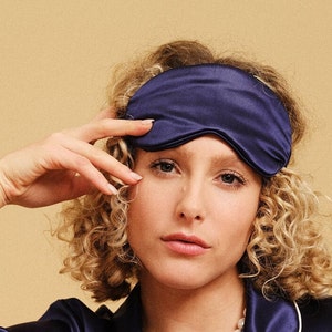 Premium 100% Mulberry Silk Eye Mask / Sleep Mask / Travel Eye Mask / Airplane Eye Mask / Perfect Gift