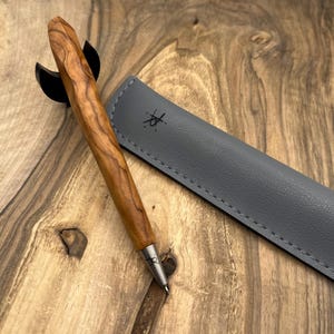 Handgemachter Holzkugelschreiber ,,Olivie"