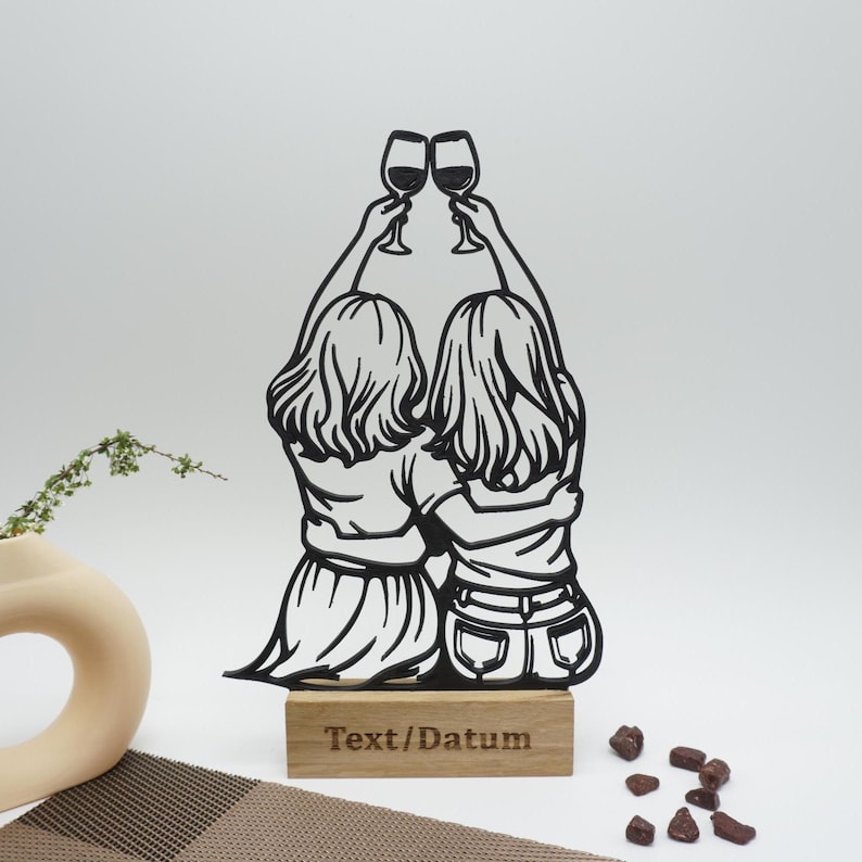 Personalisiertes Freundinnen Geschenk aus Line Art mit Holzsockel
