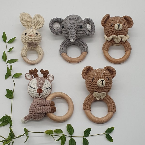 Personalisierte Kinderrasseln Bär, Hase, Elefant | Babyspielzeug aus Holz | Tiere | Babyrasseln | Geschenk zur Geburt | Rassel