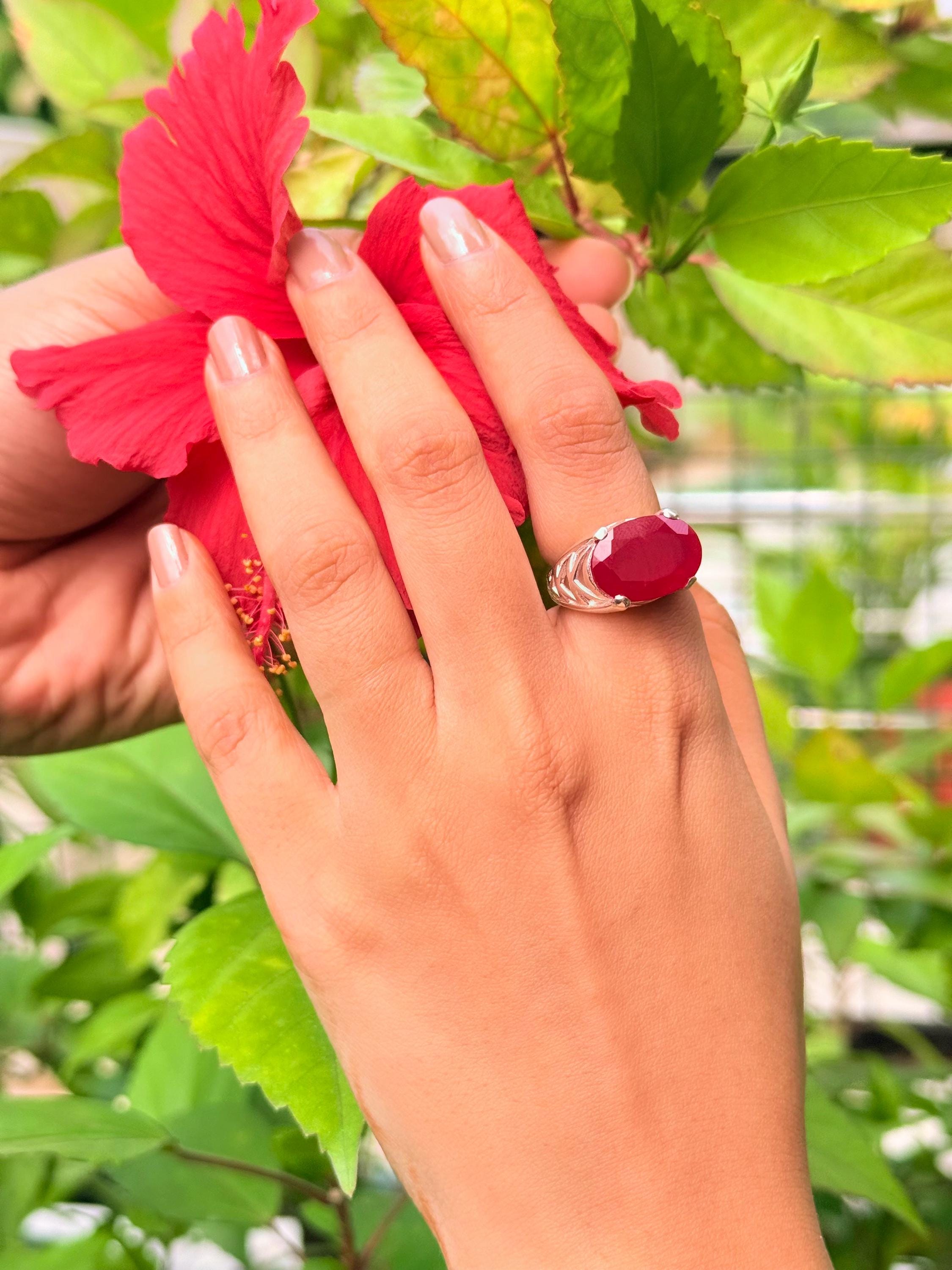 ラボグロウンレッドルビーリング（スターリングシルバー製）、結婚指輪