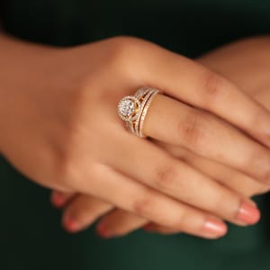 Zierlicher 14K Gold Diamant Ring: Minimalistischer Stacking Schmuck