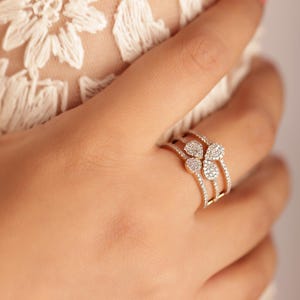 Zarter 14K Gold Diamant Ring: Minimalistischer Stapelring