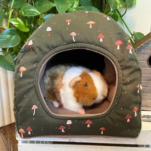 Guinea Pig Hidey,Guinea Pig Nest, Fleece Hidey, guinea pig Bed, Hidey House for Guinea Pigs, Cozy Cave Mushrooms