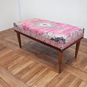 Banco de tocador rosa estilo vintage / Otomana ecléctica para recibidor / 194