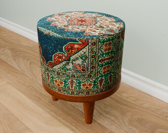Homescapes Kilim Stoff Sitzhocker Fußhocker Schemel 62 X 62 X 32 Cm Mit Bedrucktem Baumwoll Bezug Und Holzbeinen