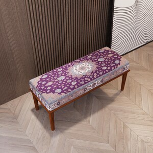 This nomadic-style floral ottoman bench is perfect for vanity tables, hallways, foyers, or as a telephone bench. Handmade with care, it combines style, comfort, and functionality. Ideal for adding a cozy, boho-inspired touch to any living space.