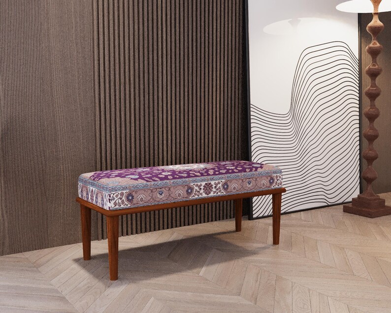 This nomadic-style floral ottoman bench is perfect for vanity tables, hallways, foyers, or as a telephone bench. Handmade with care, it combines style, comfort, and functionality. Ideal for adding a cozy, boho-inspired touch to any living space.
