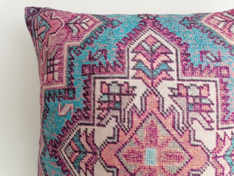 blauw roze kussen, kussenhoes, woonkamerkussen, zacht kussen, kilim kussen, boho kussen, fauteuil kussen, boho decor kussen afbeelding 9