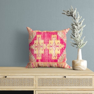 Handmade pillow cover, bohemian pillow, Kilim cushion, Washable pillow, Soft pillow, Bedding pillow, Decorative pillow, Floor pillow