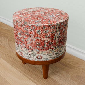 Botanical footstool, Blushy bench, Soft touch bench, Entryway shoe stool, Versatile pouf, Round coffee table, Vintage home decor, 266-01