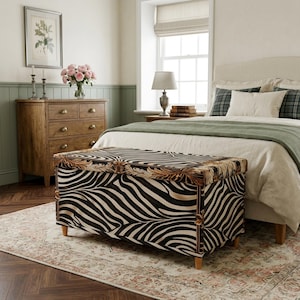 Zebra design bench, Storage organizer, Trunk for bedroom, Cute ottoman bench, Long lasting bench, Decorative furniture, Nomadic bench, M-168