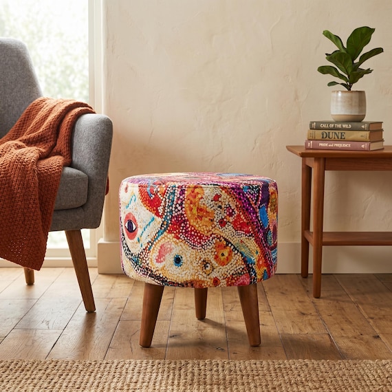 Hocker im Ethno-Design, mehrfarbiger Hocker, Akzentbank, Ankleidezimmer- Hocker, Einzugsgeschenk, hochwertiger Kunsthocker, runder Schreibtischstuhl, M-29