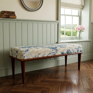 Banco lujoso, Banco brillante, Banco neutro, Banco con estampado floral, Banco para la entrada de casa, Banco hecho a mano, Silla de tocador, Banco encantador, M-13