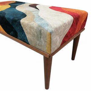 This hallway bench features a stylish upholstered design that works beautifully in kitchens, entryways, or modern farmhouse homes. Its boho-inspired look and sturdy structure provide an elegant extra seat, making it a versatile accent bench for both practical use and home decoration.