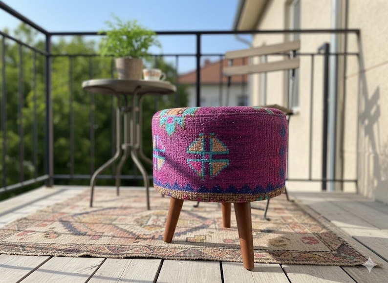 Colorful Boho Makeup Stool – Round Kilim Ottoman Pouf with Wood Legs – Handmade Footstool for Vanity or Living Room Decor, 142-01