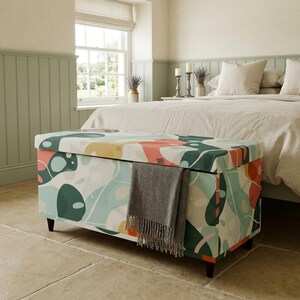 Banco de almacenamiento tapizado con estampado de hojas en tonos pastel / Baúl para mantas de dormitorio / M-100