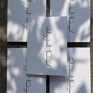 Biglietti di compleanno semplici (minimalisti) in bianco e nero / Biglietti di compleanno ecologici / Biglietti di auguri fatti a mano / Biglietti di compleanno con busta bianca