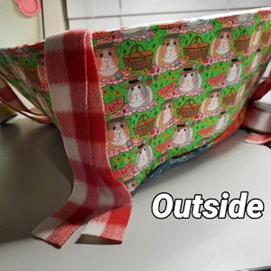 Guinea Pig Picnic Corner Poopy Pad