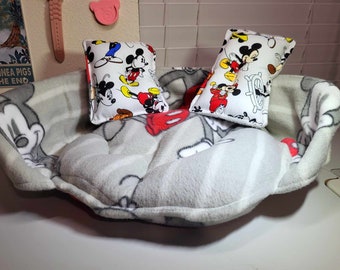 Famous Mouse Sofa With Micropillows