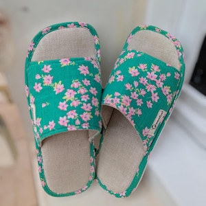 Cinnamon linen slippers, Handmade slippers, Women slippers With Cinnamon Aroma, Perfect for home relaxation and travel, Flower Slippers