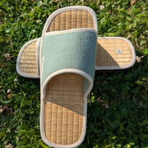Linnen zeegraspantoffels: kaneelaroma, sashiko-borduursel