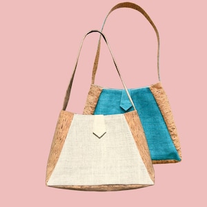Handmade hemp shoulder bag with flower decorations