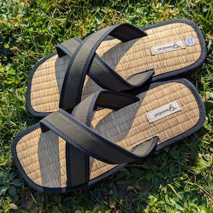 Linen Seagrass Slippers: Cinnamon Aroma, Sashiko Embroidery