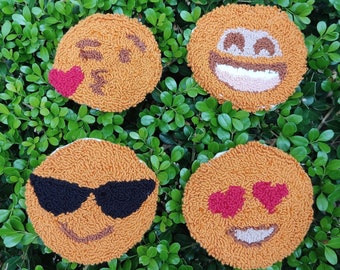 Emoji Coaster, Coaster Set of Eindproduct Smiley Face Coaster voor auto, autoaccessoires voor vrouwen, autocadeau, Emoji Punch Needle Coaster