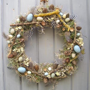 Spring Feather and Egg Wreath for wall or door, Spring Wreath, Wreath Decoration, Spring Wreath for Door