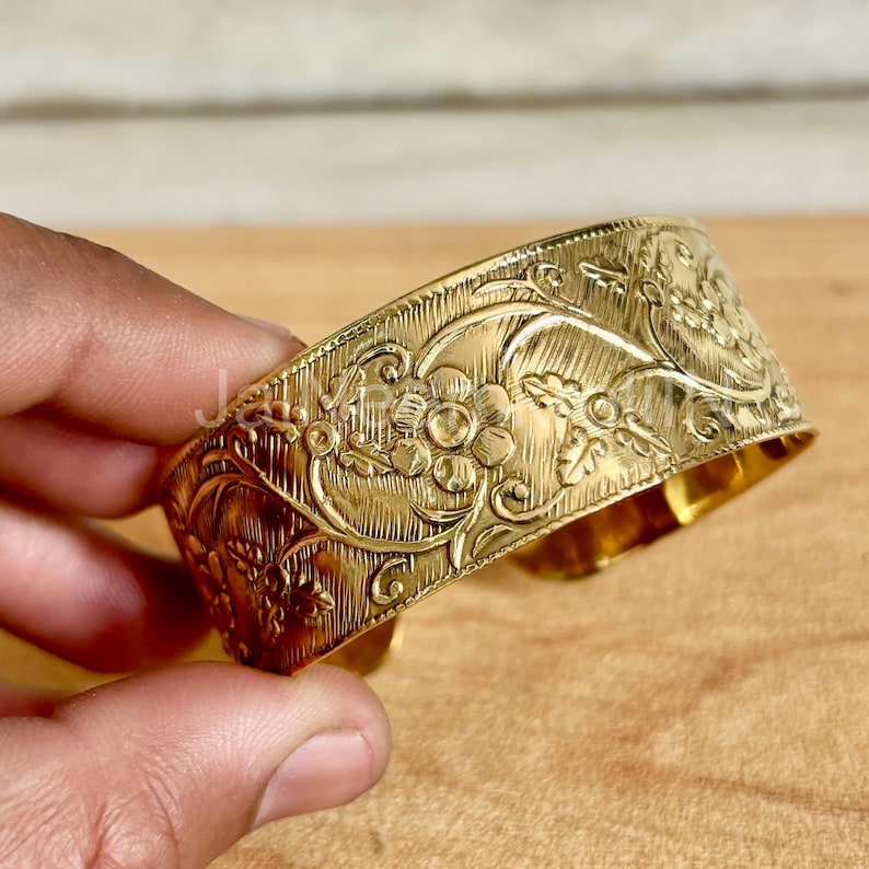 Carol Cassisa Nouvelle Couronne Medium Wide Brass Cuff