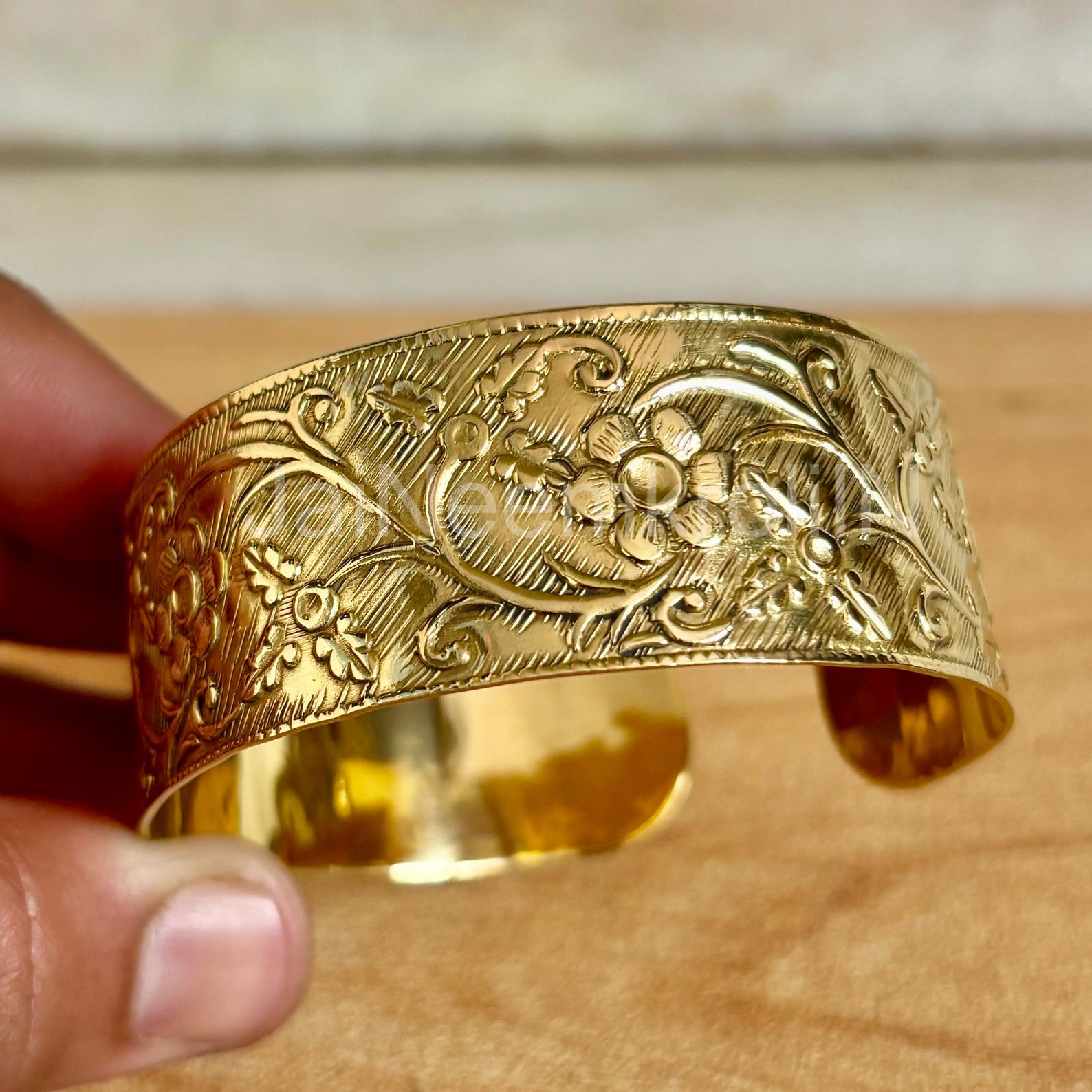 Carol Cassisa Nouvelle Couronne Medium Wide Brass Cuff main image 1