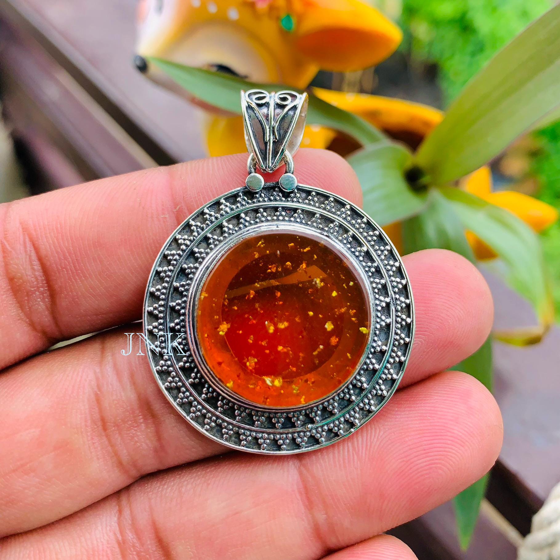 Sterling silver amber pendant best sale