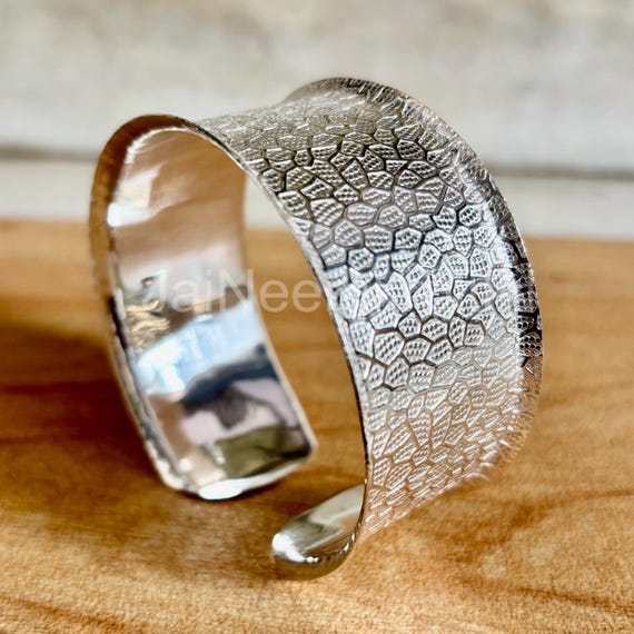 美品！Silver Wide Cuff Bangleブレスレット Hallmarked Sterling Silver Wide Cuff Bangle - Handcrafted - Etsy