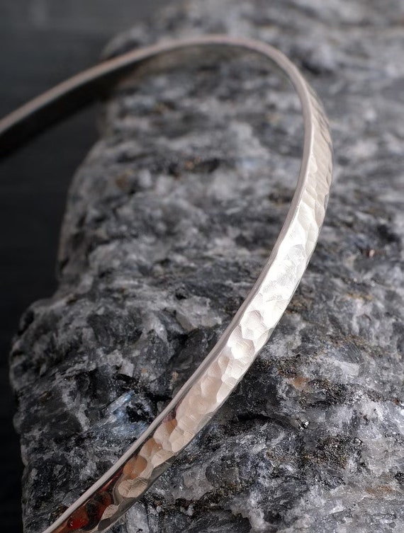 Sterling silver handmade solid silver 3mm flat profile hammered bangle bracelet 925