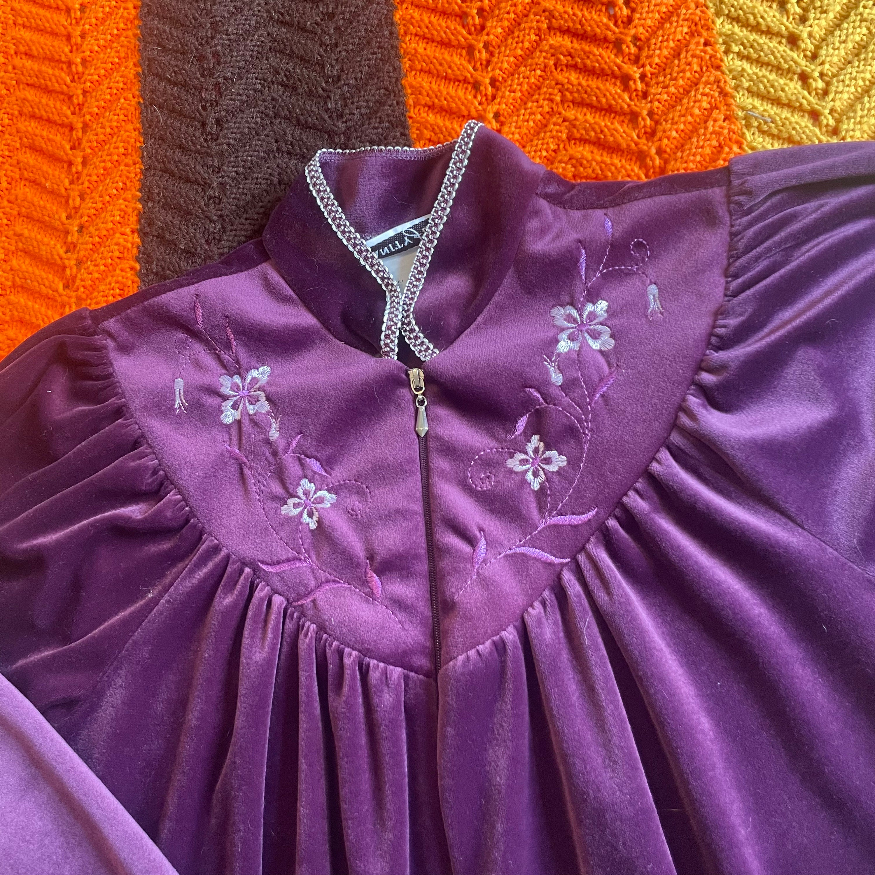 Vintage 80s Purple Velvet Embroidered Front Zip Wizard