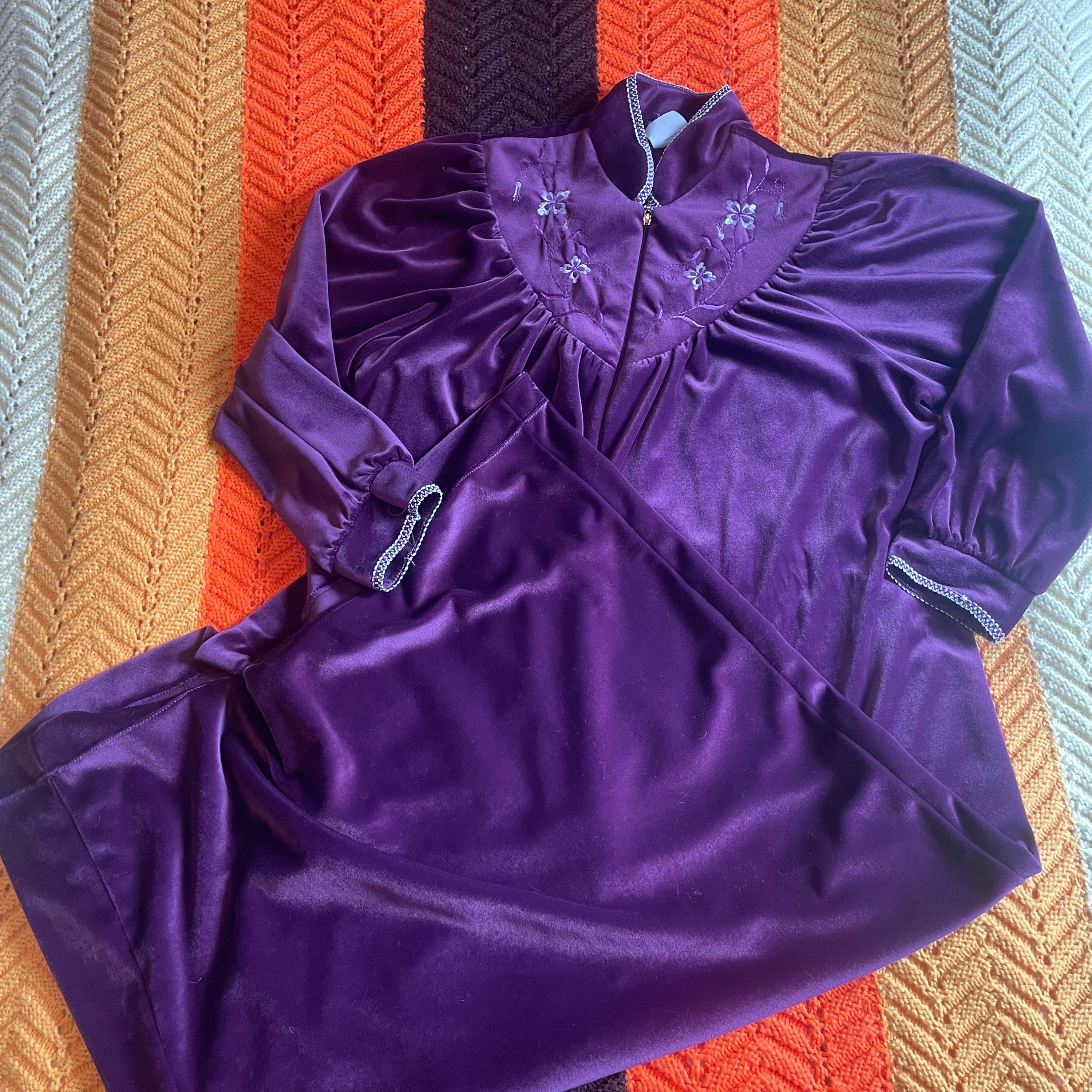 Vintage 80s Purple Velvet Embroidered Front Zip Wizard